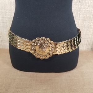 Vintage Metal Fish Scale Gold Belt Cupid & Psyche Medallion Buckle